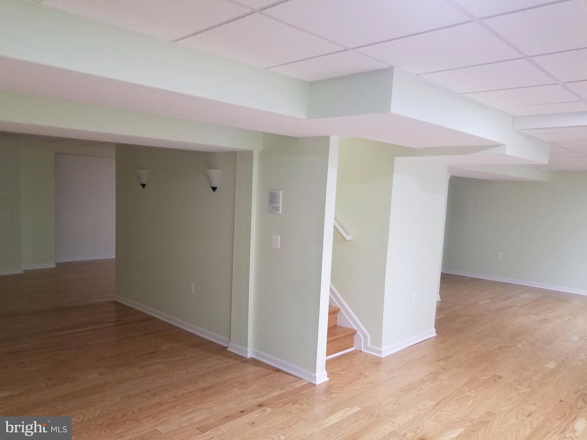 MONTROSE FARMS - Residential