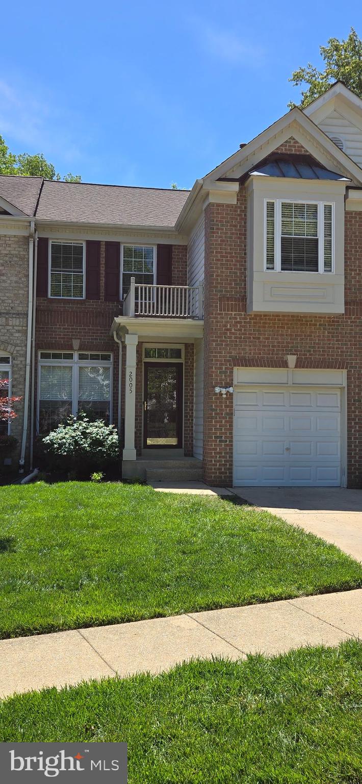 2005 WOODSHADE COURT