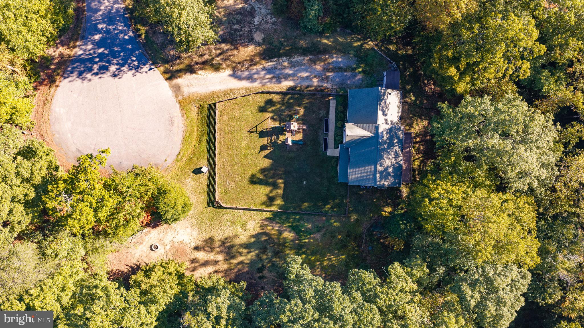 7249 ARROW WOOD DRIVE