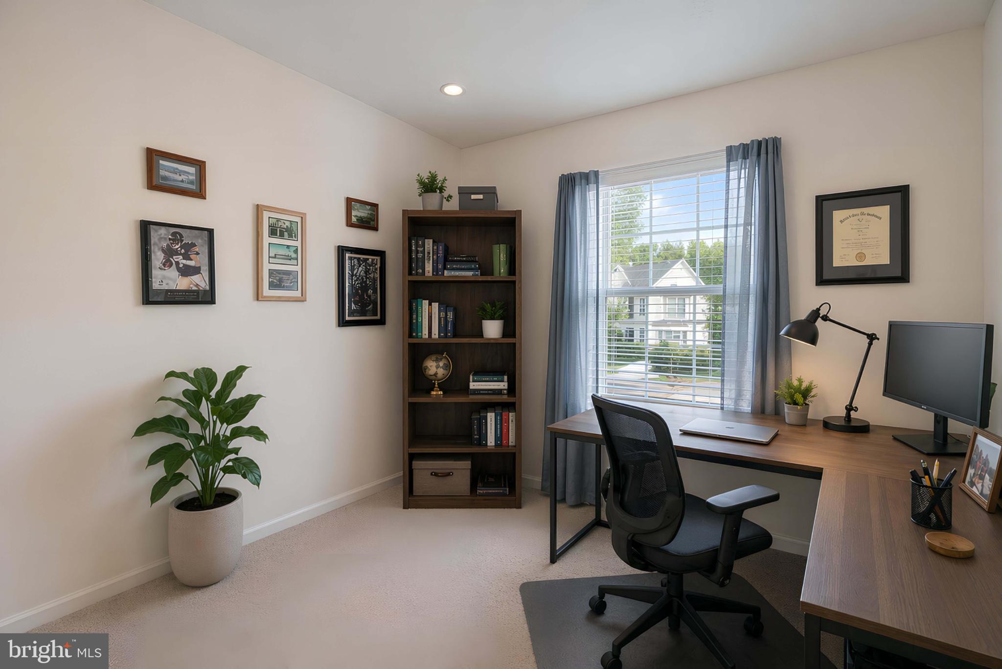 ST CHARLES HAMPSHIRE - Residential