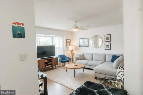 Townhouse For Sale - 6020 Sirenia Place<br/> WALDORF, MD 20603
