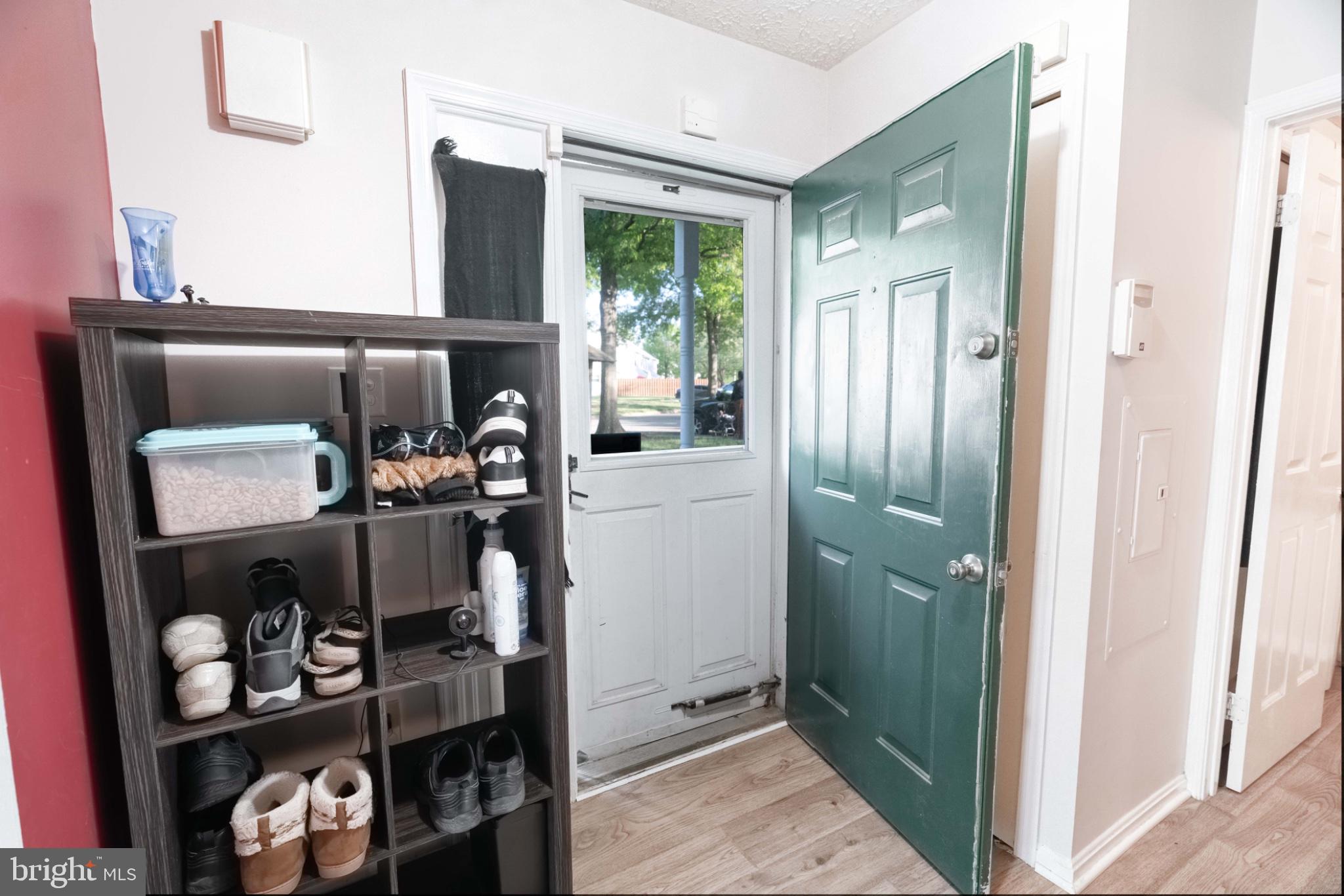 ST CHARLES HAMPSHIRE - Residential