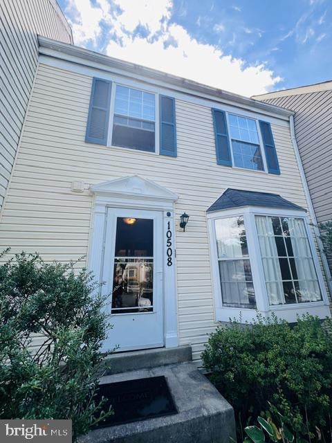 Townhouse For Rent - 10508 Smithy Court<br/> NORTH POTOMAC, MD 20878