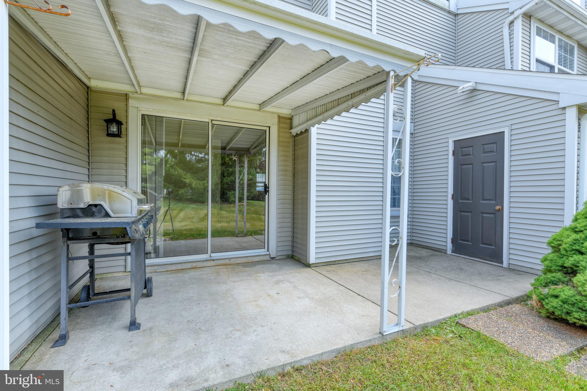 SPRING RIDGE - Residential