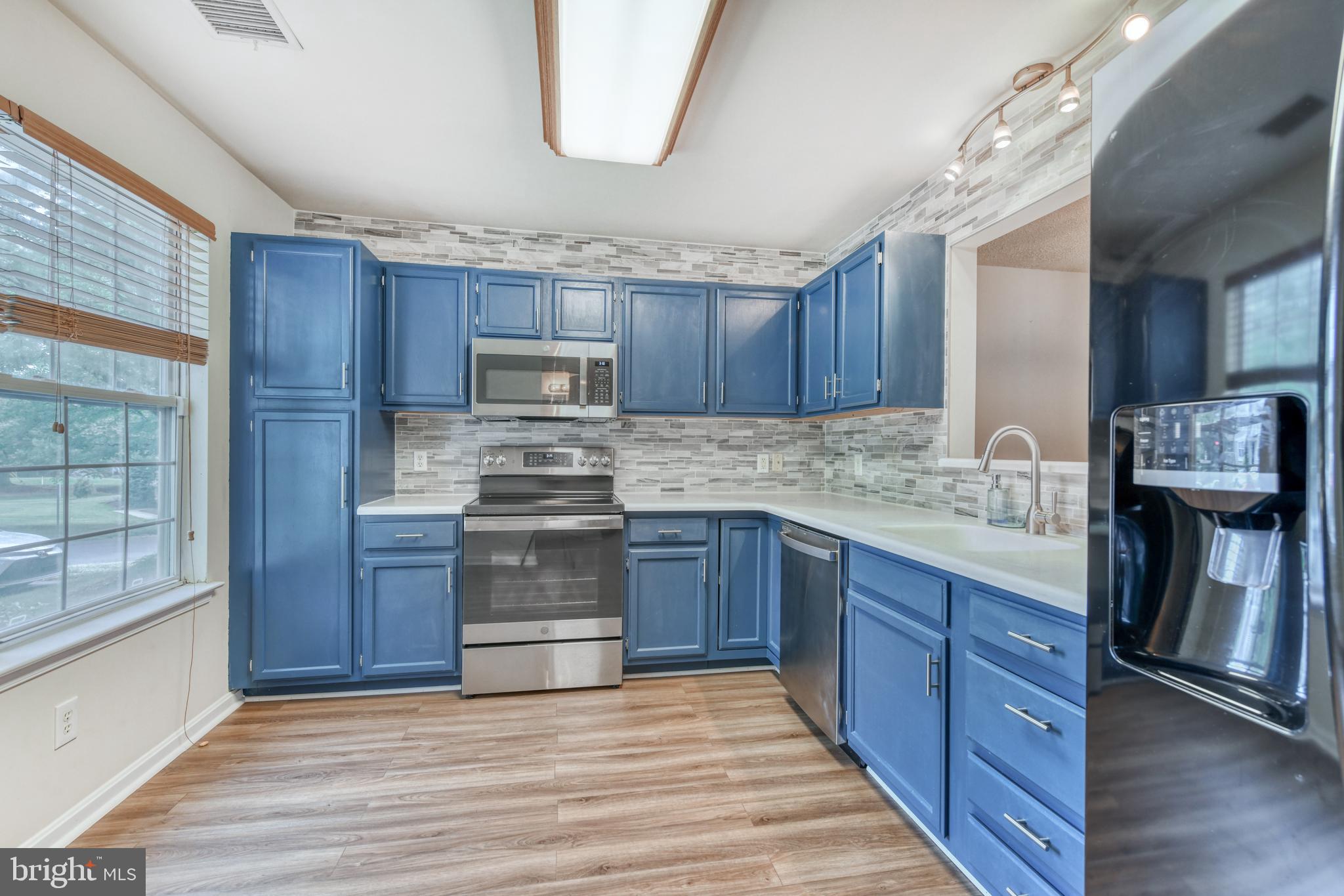 SPRING RIDGE - Residential