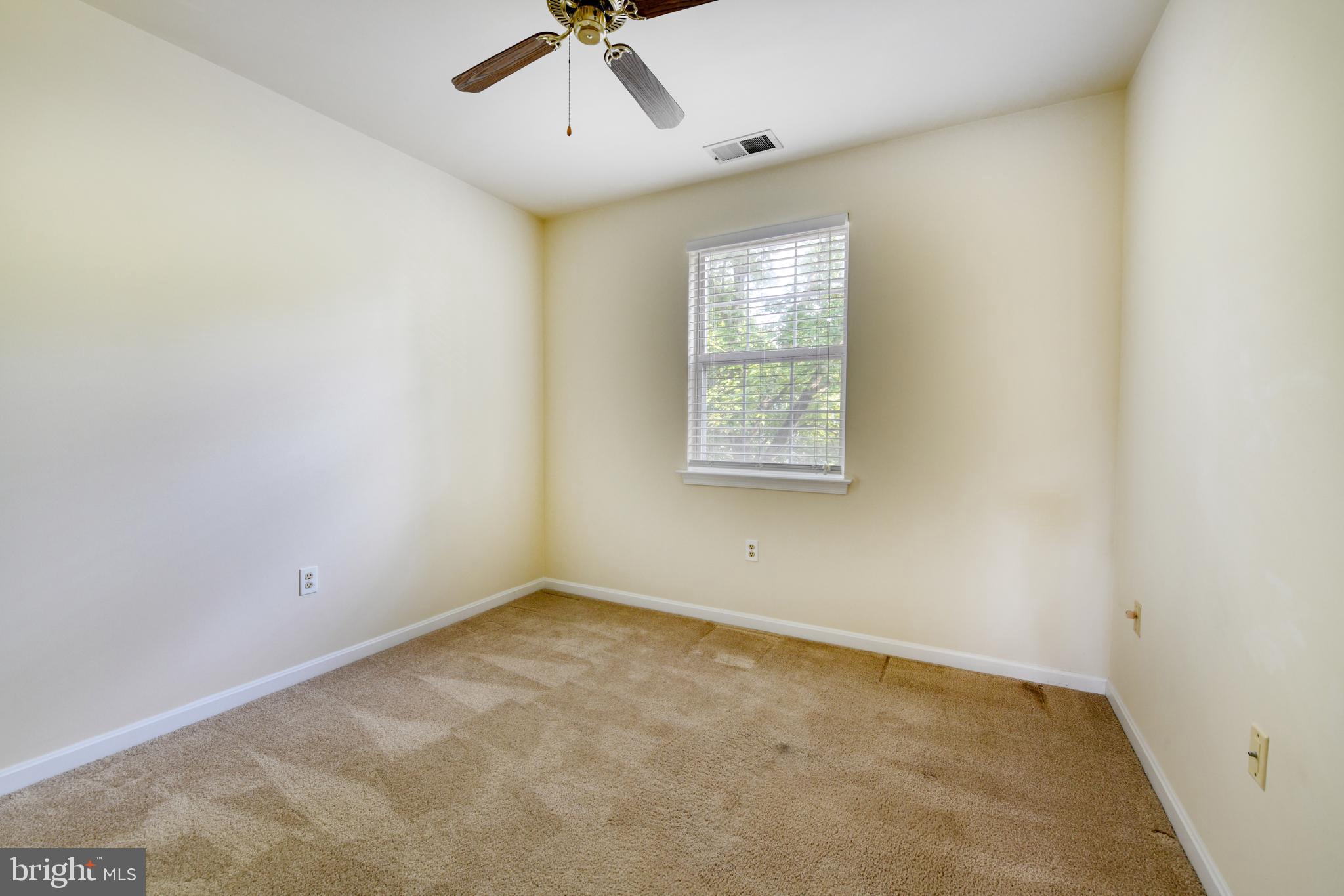 SPRING RIDGE - Residential