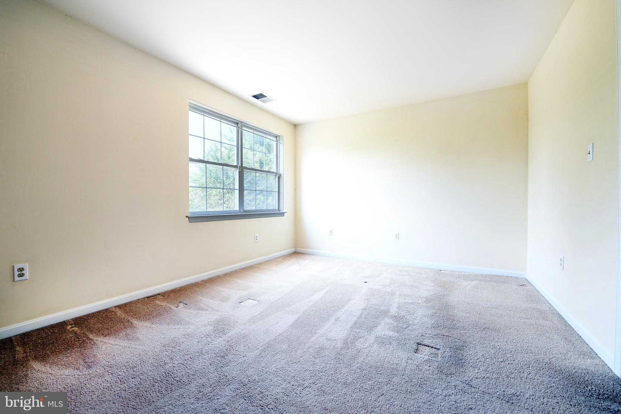 SPRING RIDGE - Residential