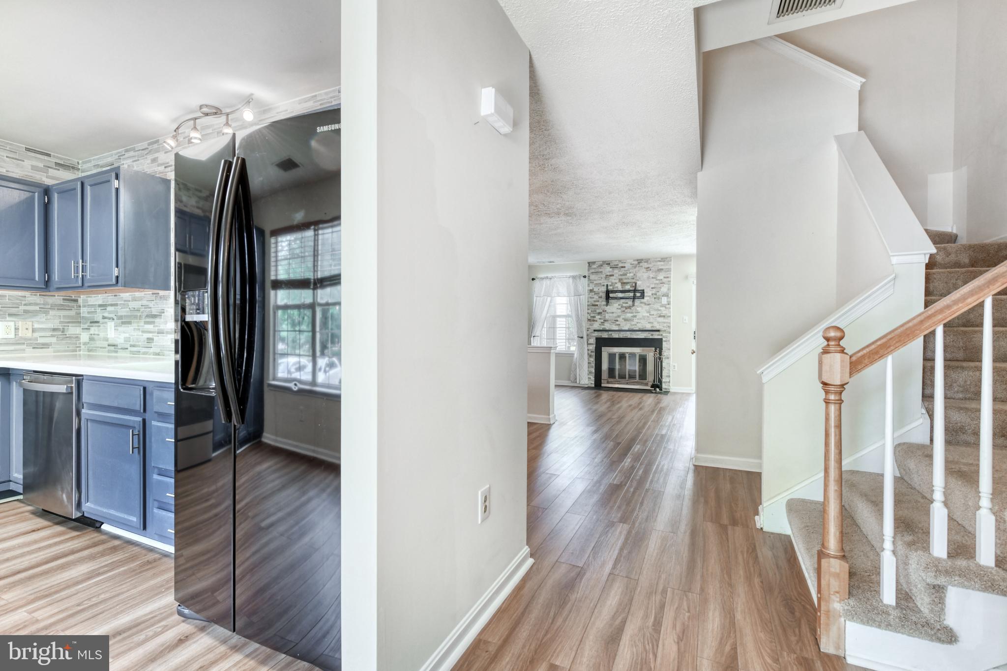 SPRING RIDGE - Residential