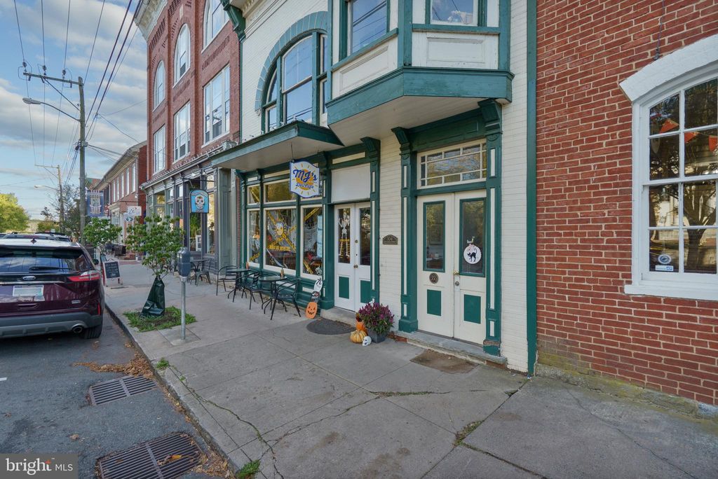 Photo of 104 German Street E, SHEPHERDSTOWN, WV 25443 (MLS # WVJF2020060)