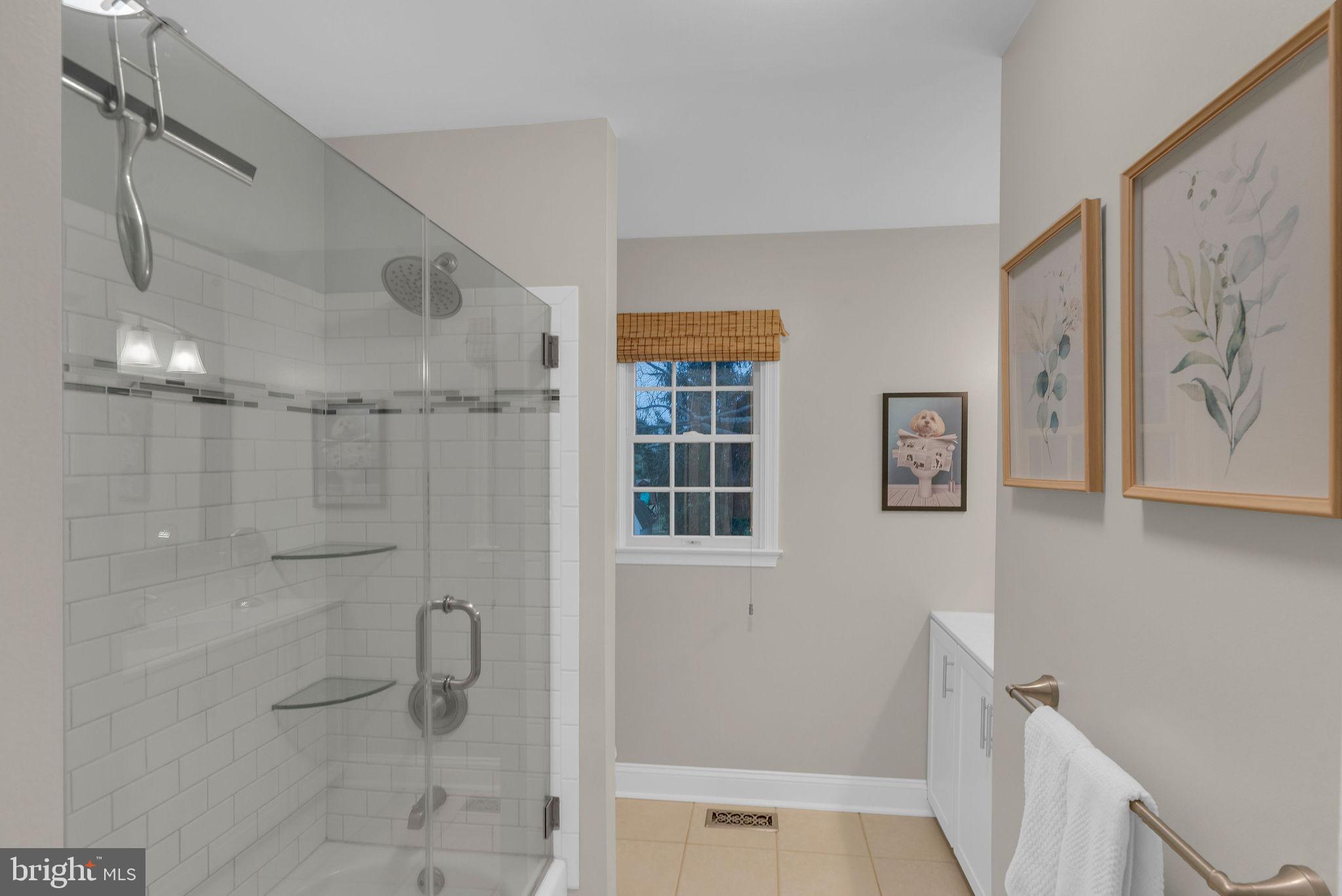 DOYLESTOWN KNOLL - Residential