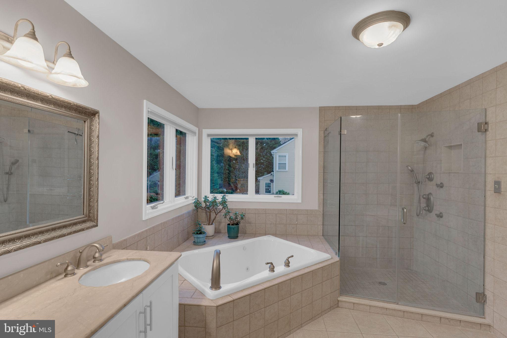 DOYLESTOWN KNOLL - Residential