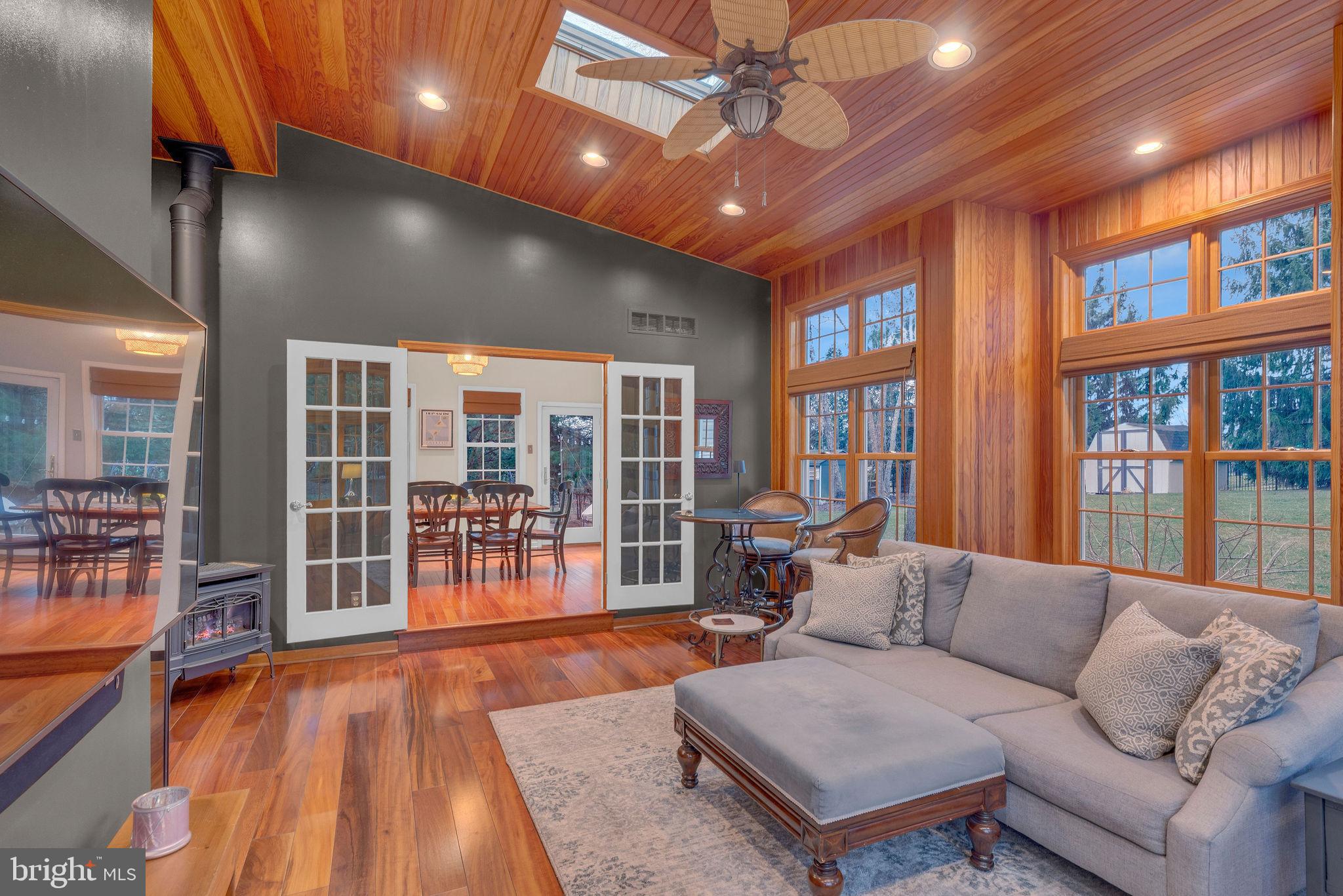 DOYLESTOWN KNOLL - Residential