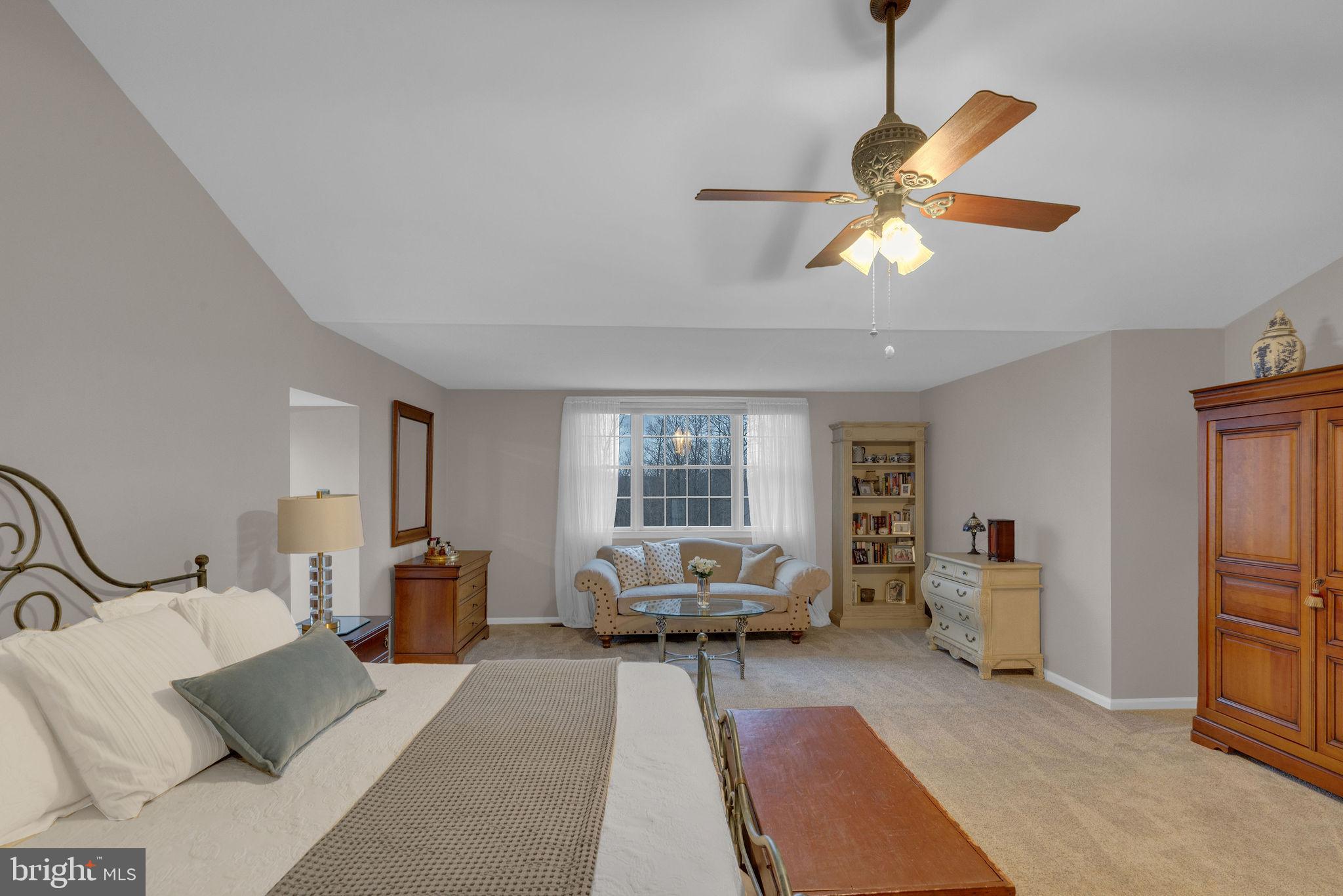 DOYLESTOWN KNOLL - Residential