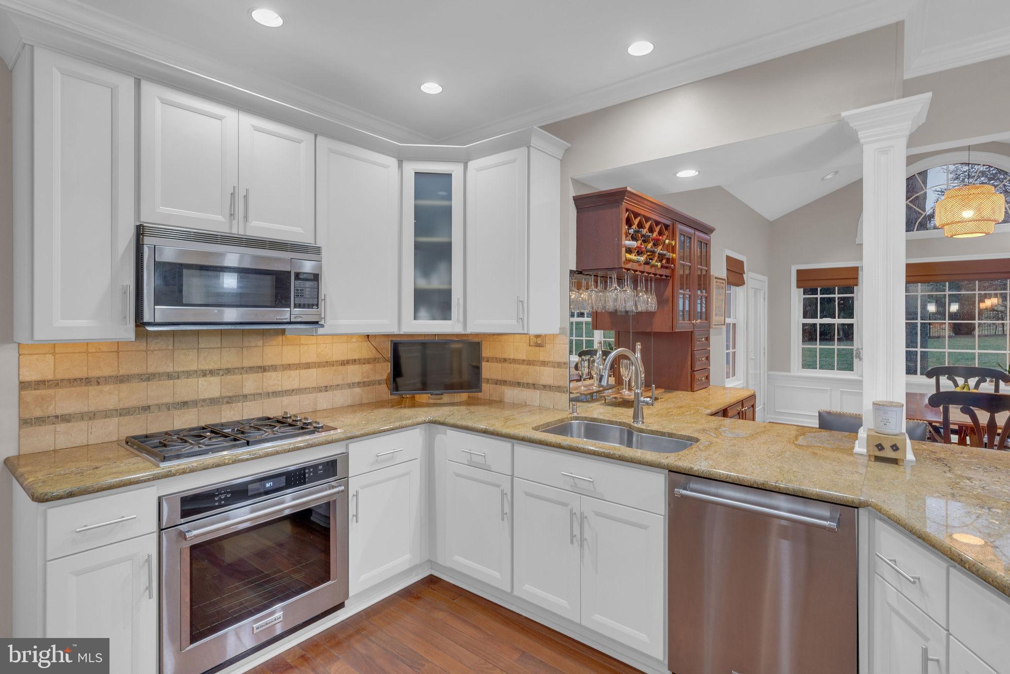 DOYLESTOWN KNOLL - Residential