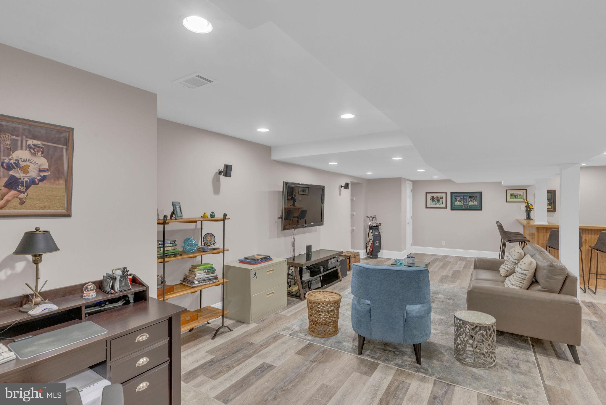 DOYLESTOWN KNOLL - Residential