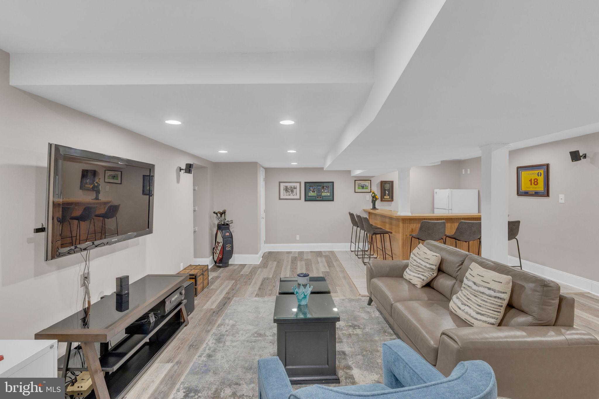 DOYLESTOWN KNOLL - Residential