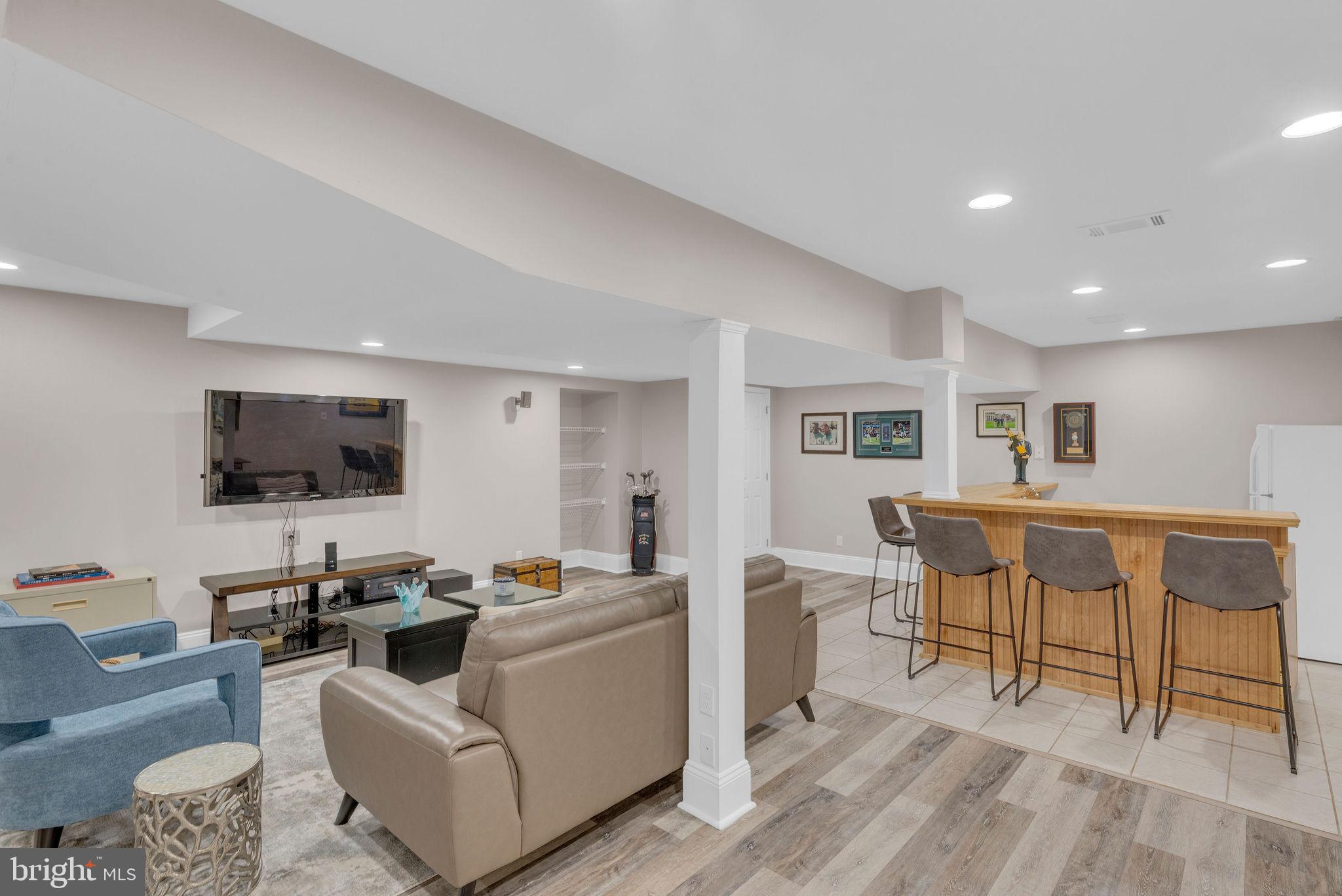 DOYLESTOWN KNOLL - Residential