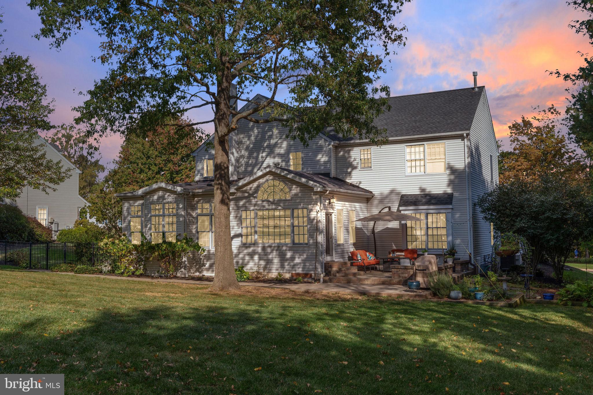 DOYLESTOWN KNOLL - Residential