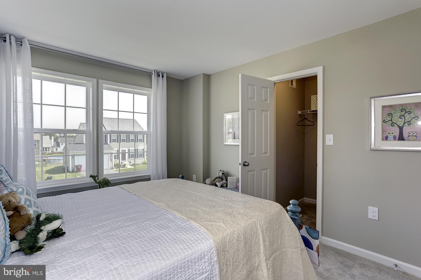 ARCHERS ROCK - Residential