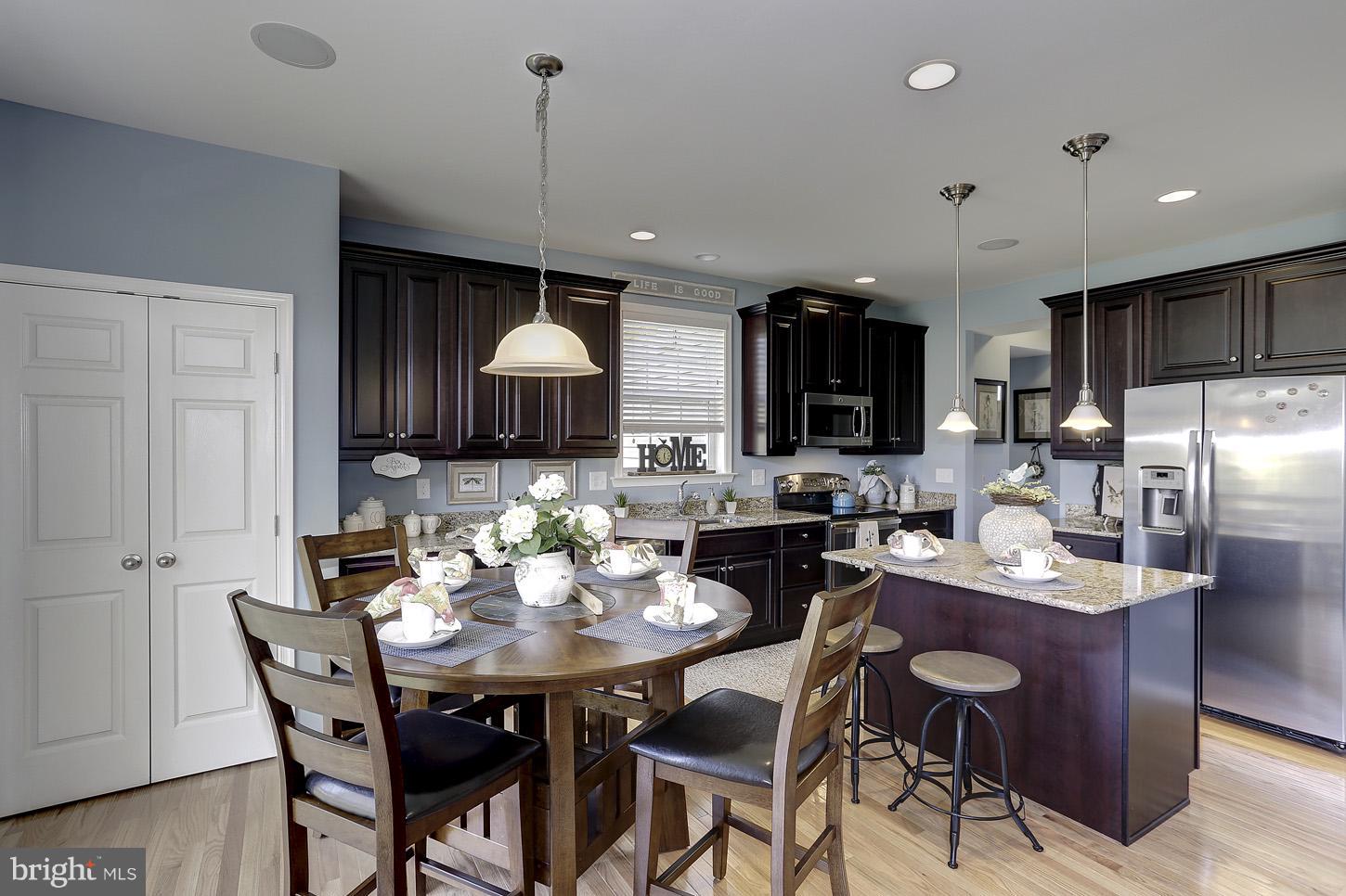 ARCHERS ROCK - Residential