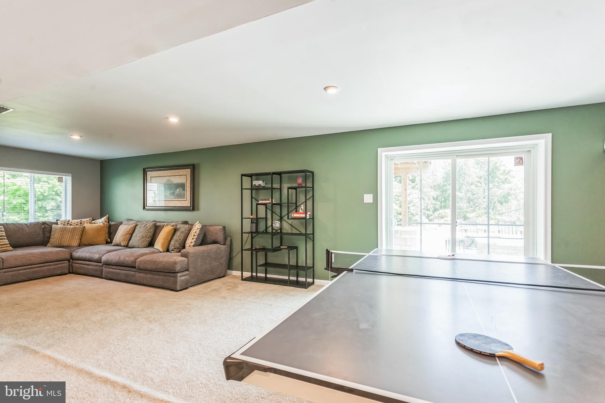 HANOVER POINTE - Residential
