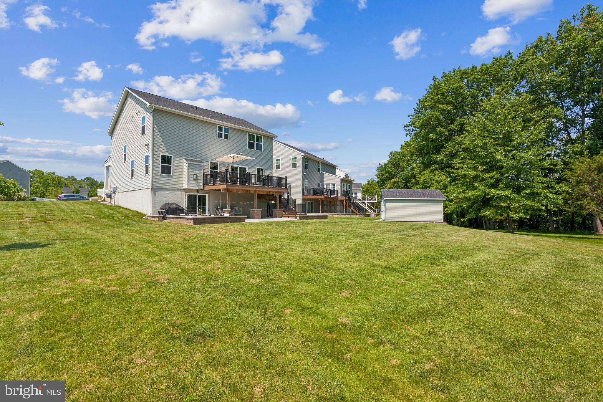 HANOVER POINTE - Residential