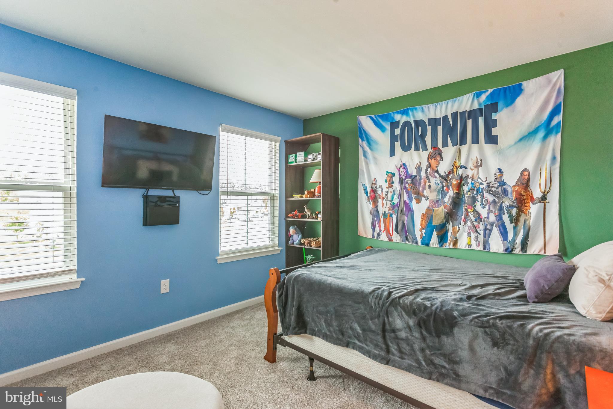 HANOVER POINTE - Residential
