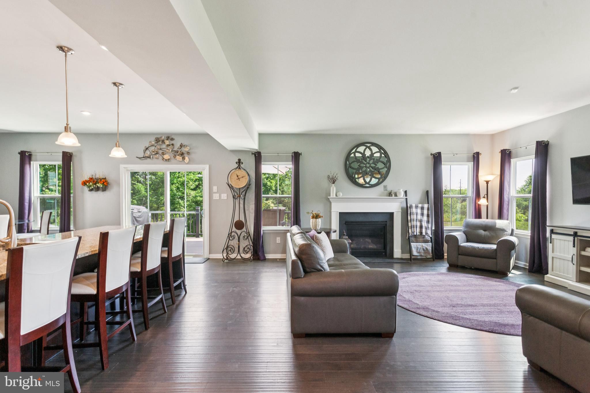 HANOVER POINTE - Residential