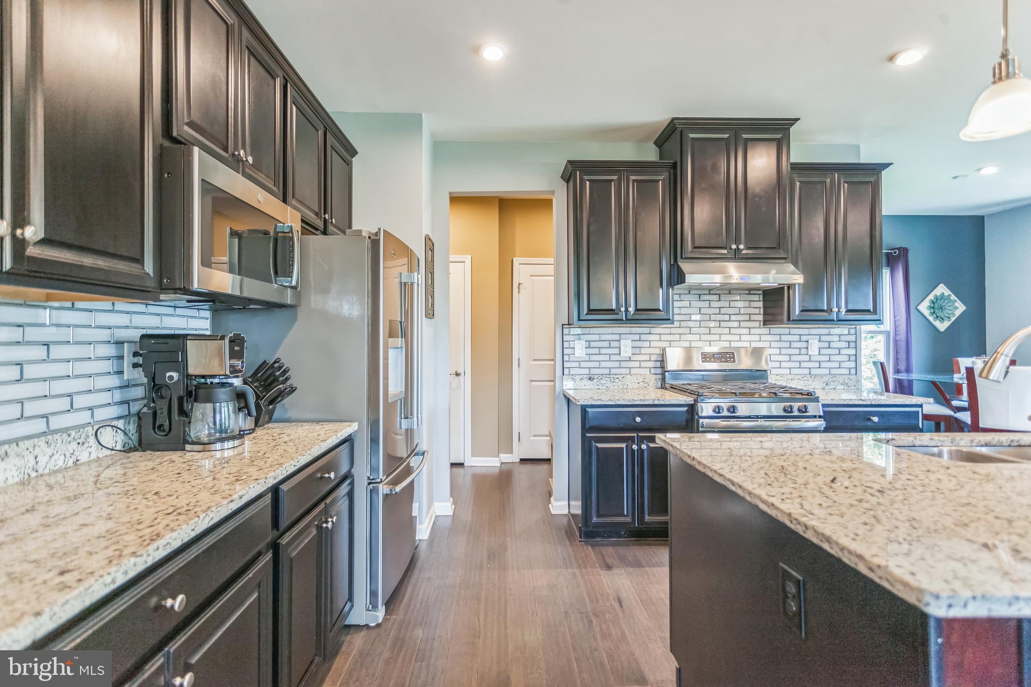 HANOVER POINTE - Residential