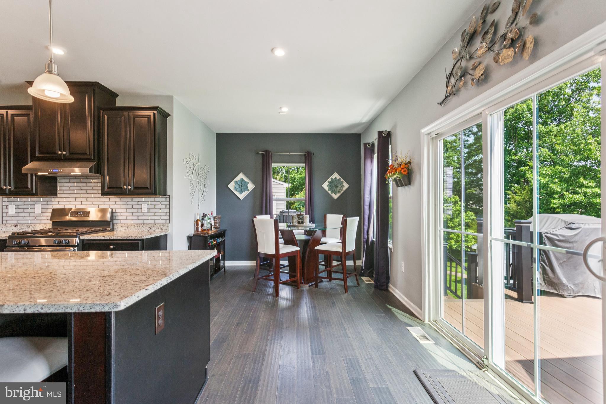 HANOVER POINTE - Residential