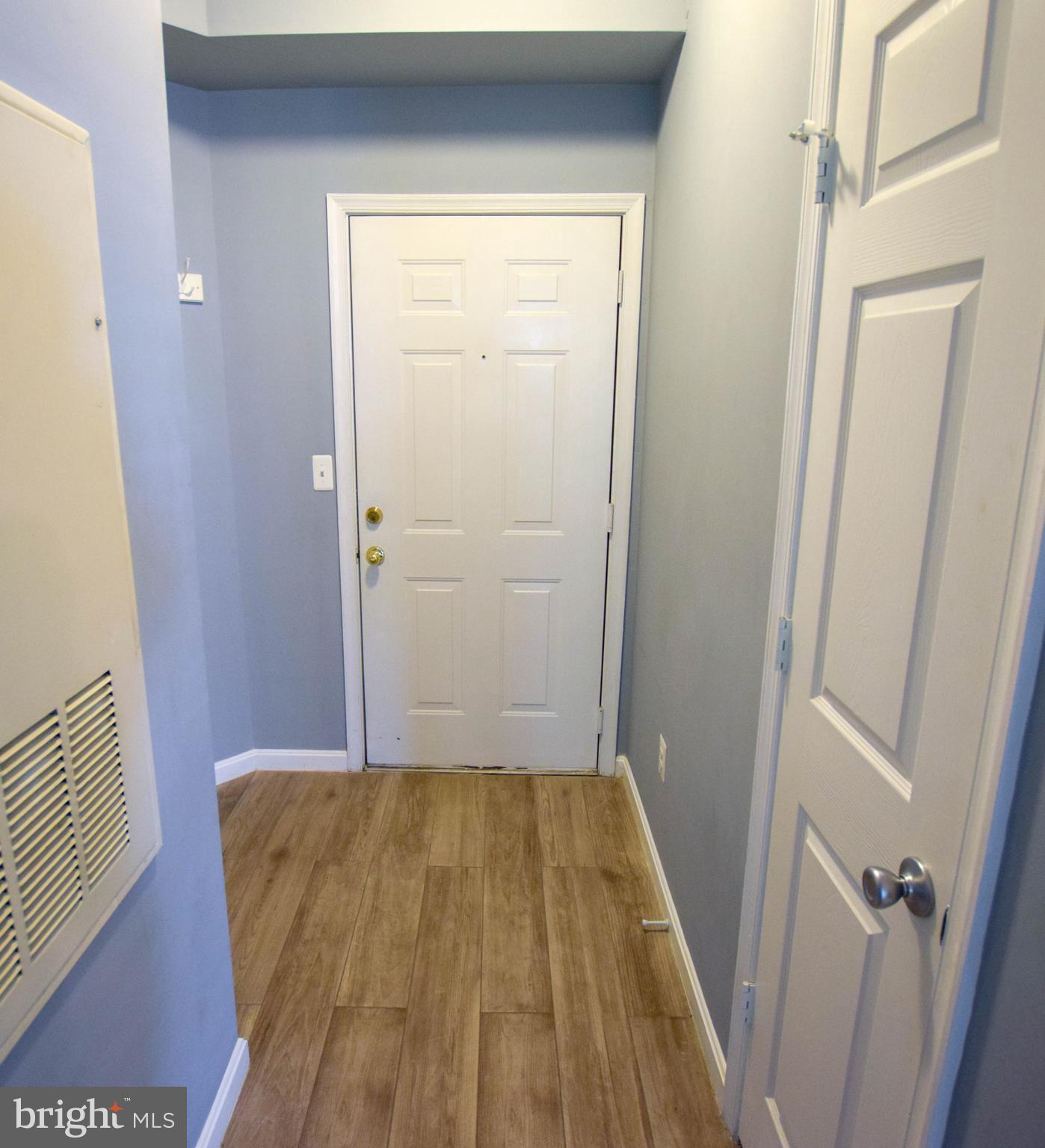 FOUNDERS WALK - Residential Lease