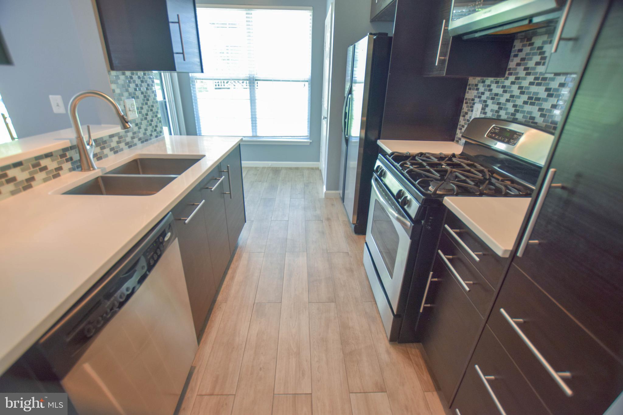 FOUNDERS WALK - Residential Lease