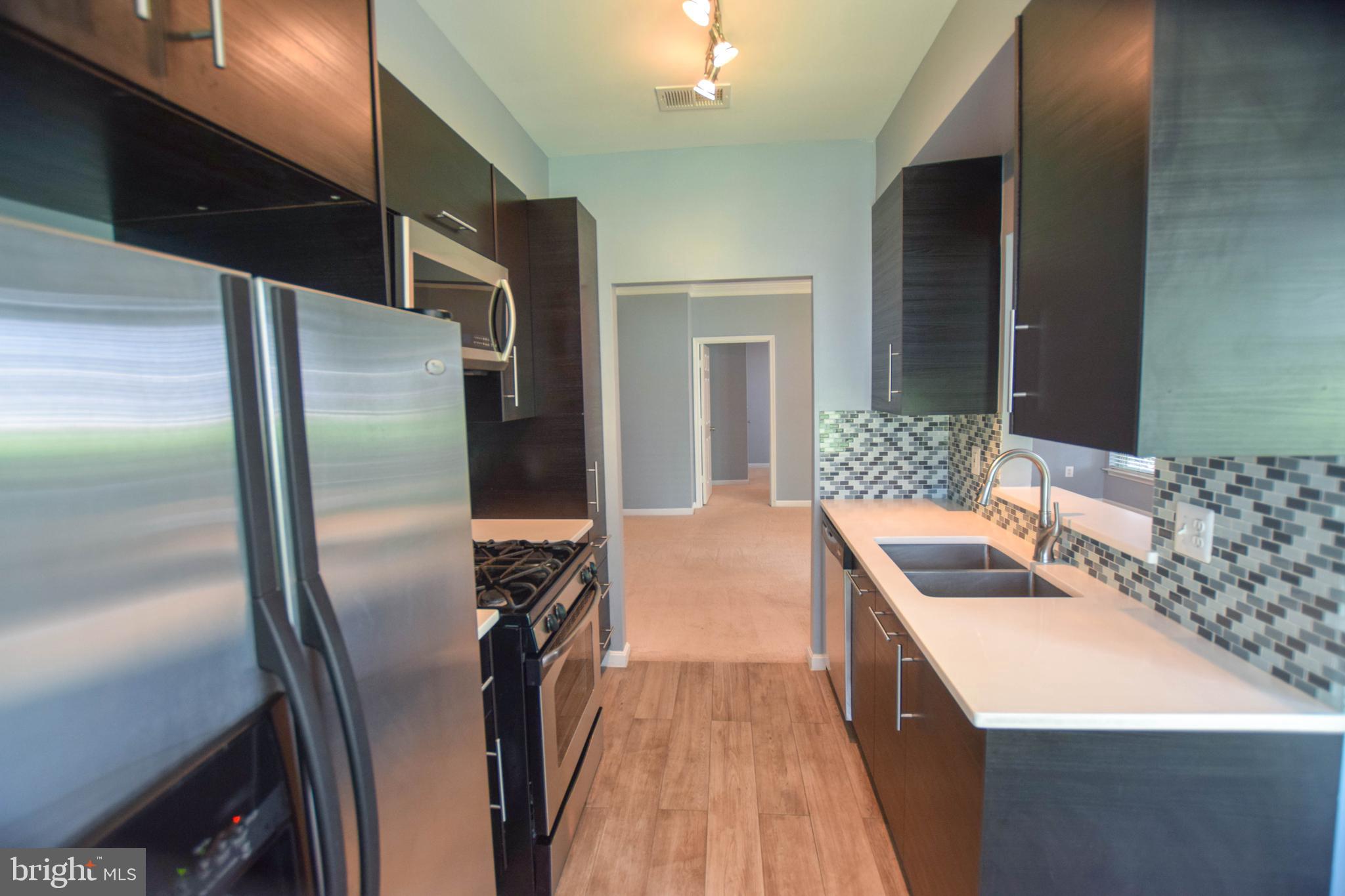 FOUNDERS WALK - Residential Lease