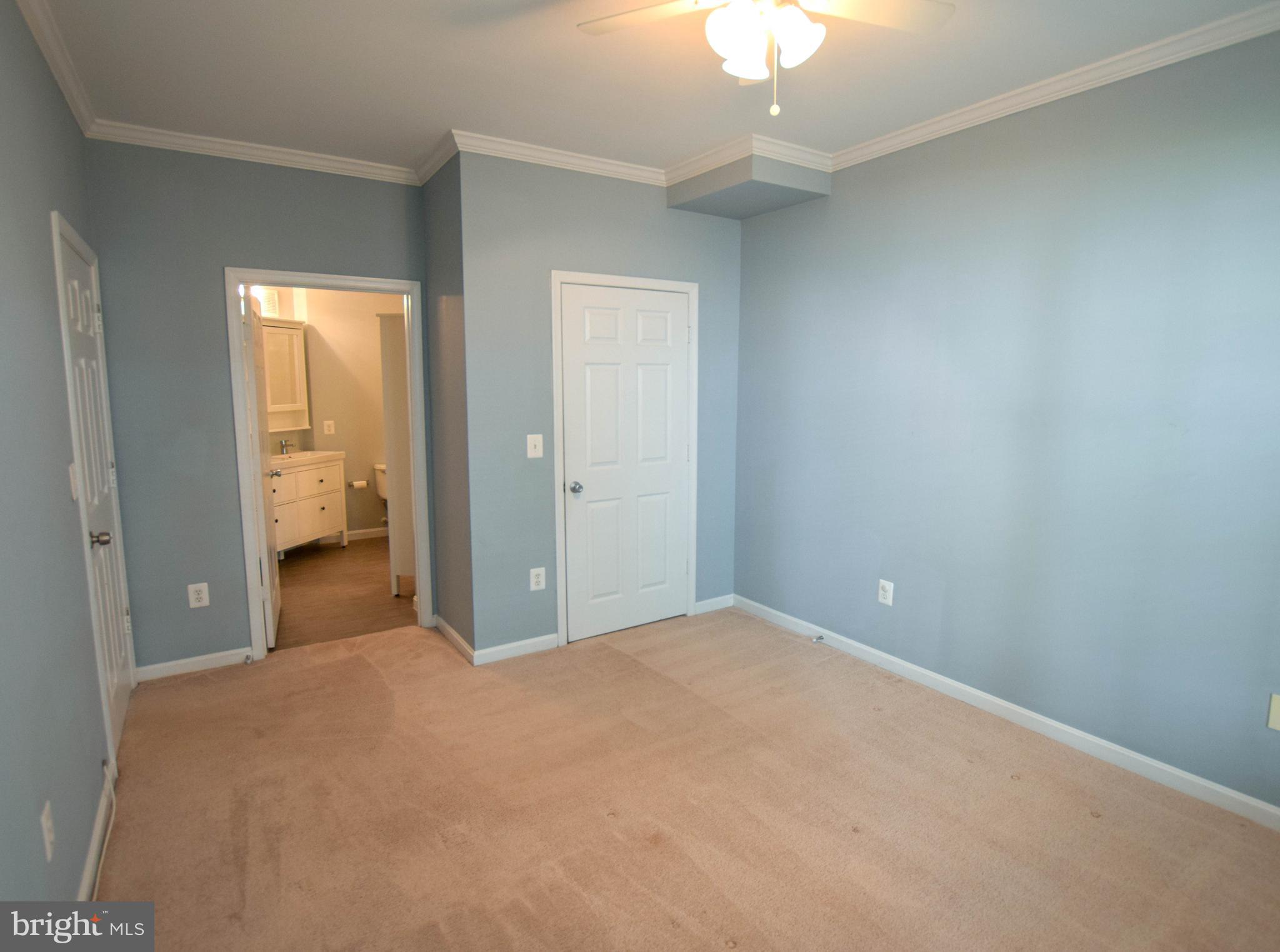 FOUNDERS WALK - Residential Lease