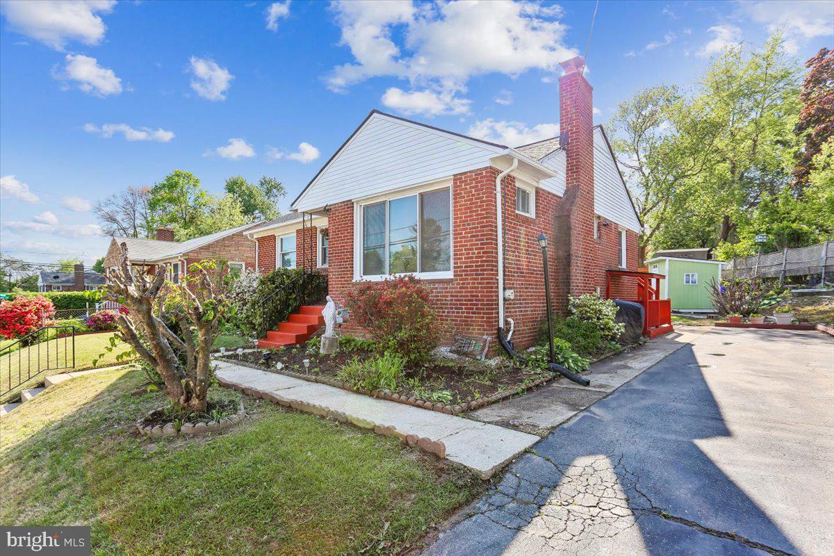 CONNECTICUT AVENUE ESTATES - Residential