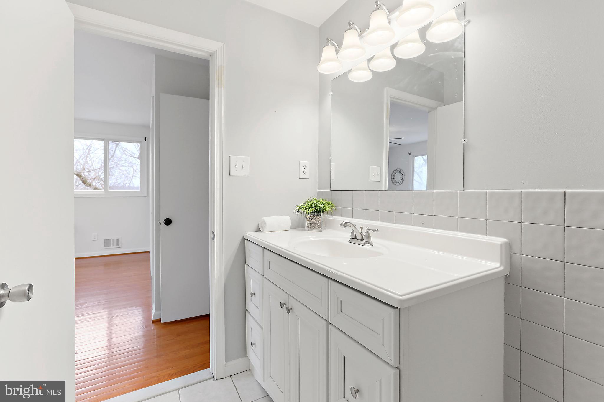 HILLTOP ACRES - Residential