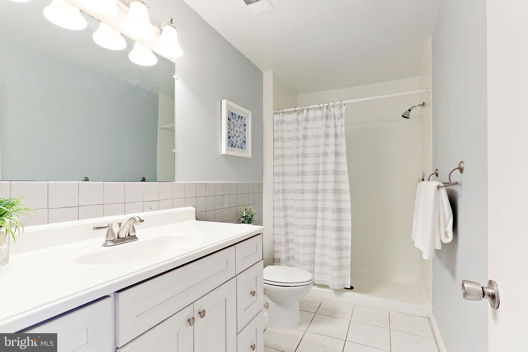 HILLTOP ACRES - Residential