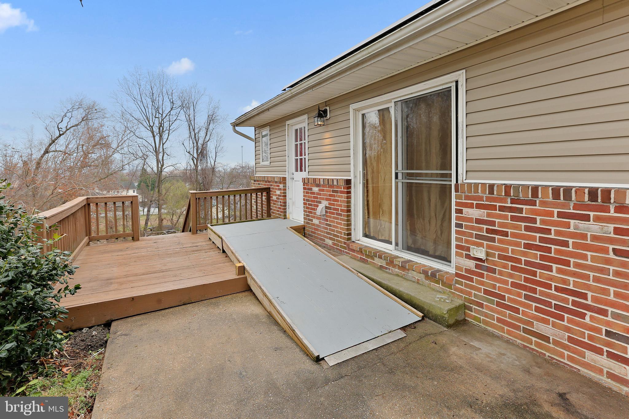 HILLTOP ACRES - Residential