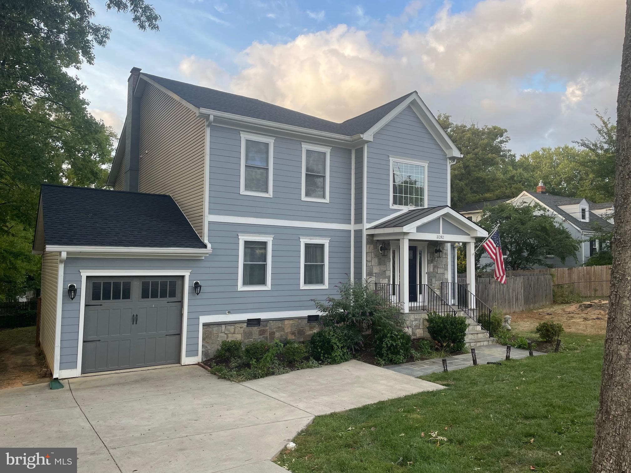 ANNANDALE - Residential Lease