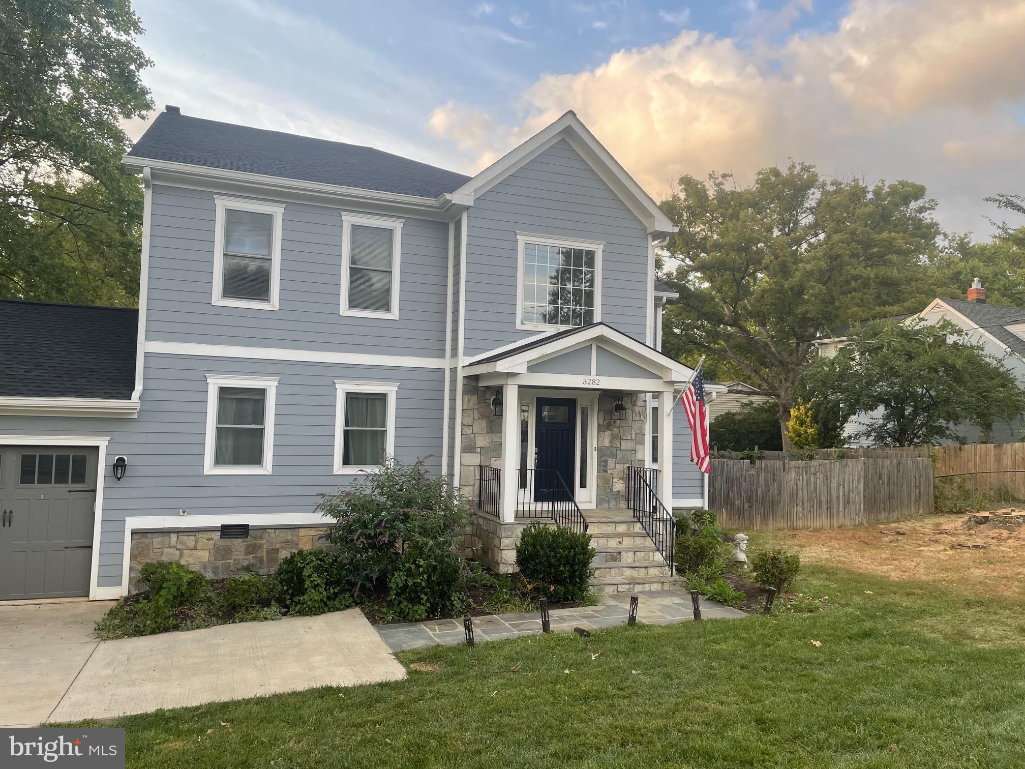 ANNANDALE - Residential Lease