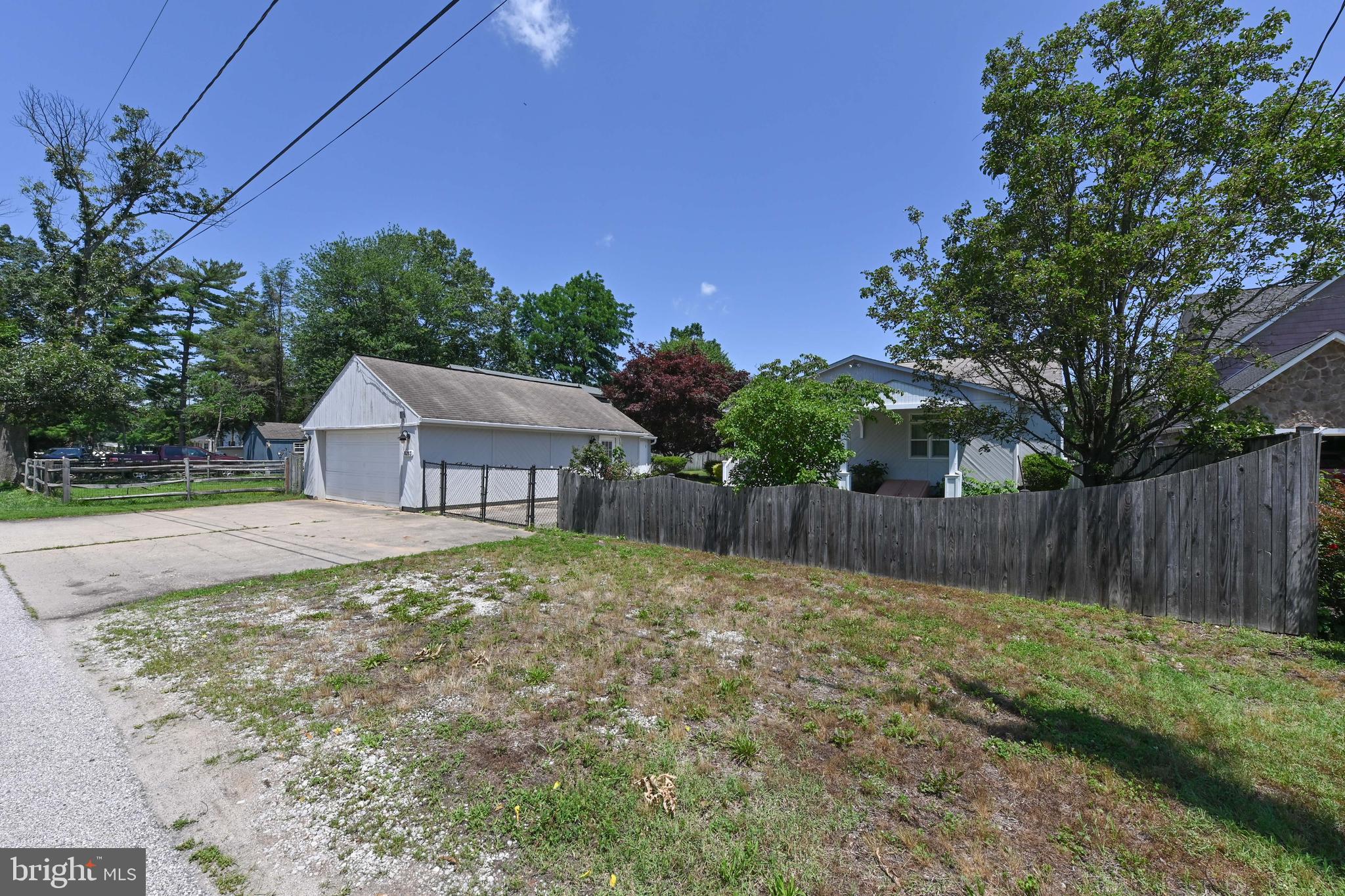 GREEN GABLES - Residential
