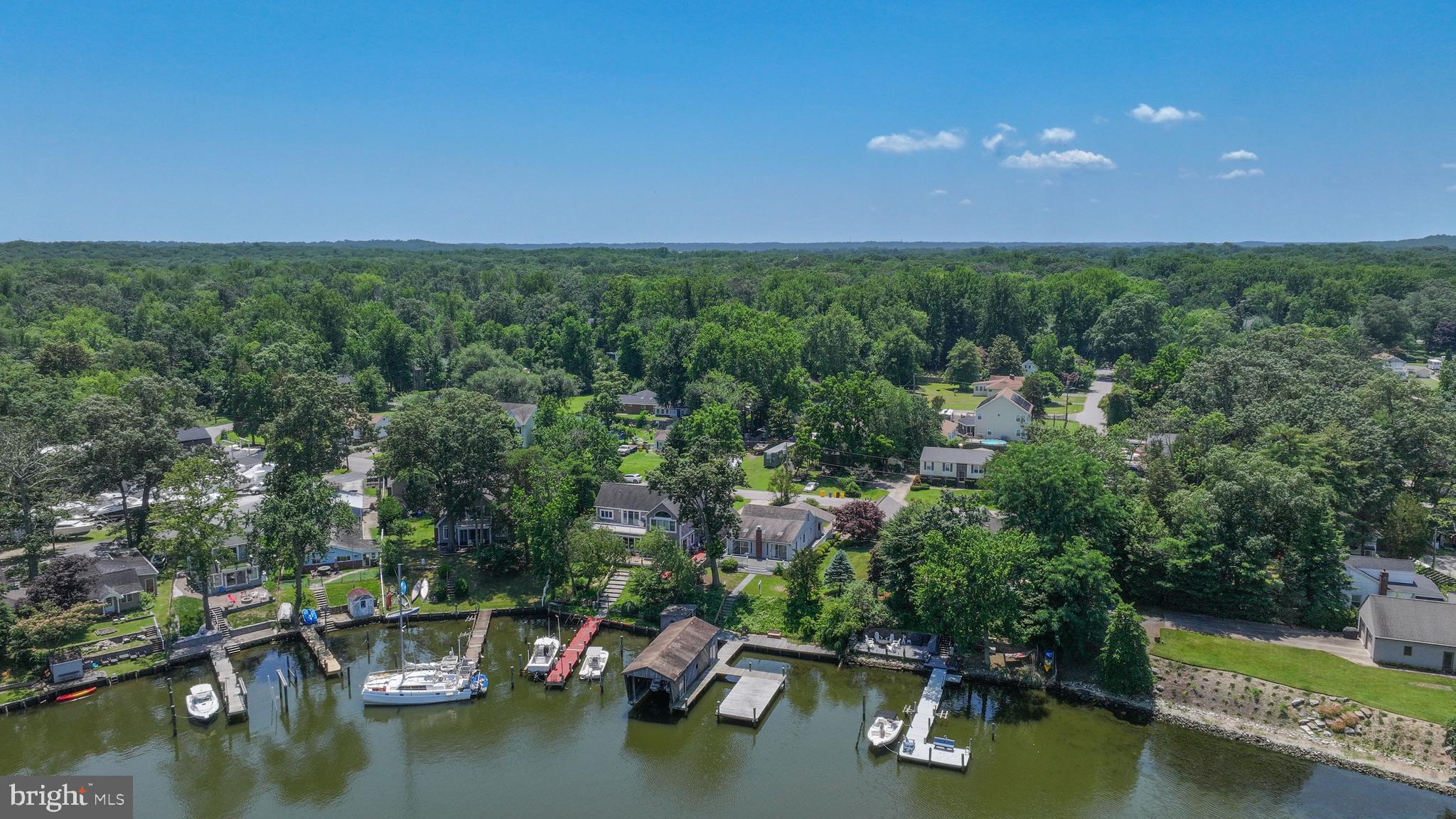 GREEN GABLES - Residential