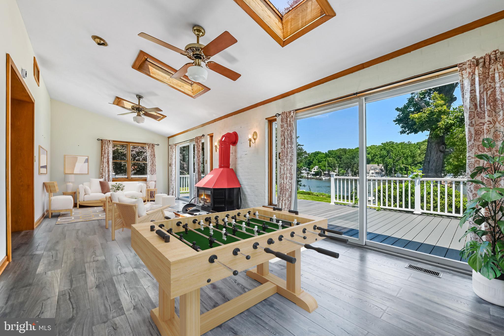 GREEN GABLES - Residential