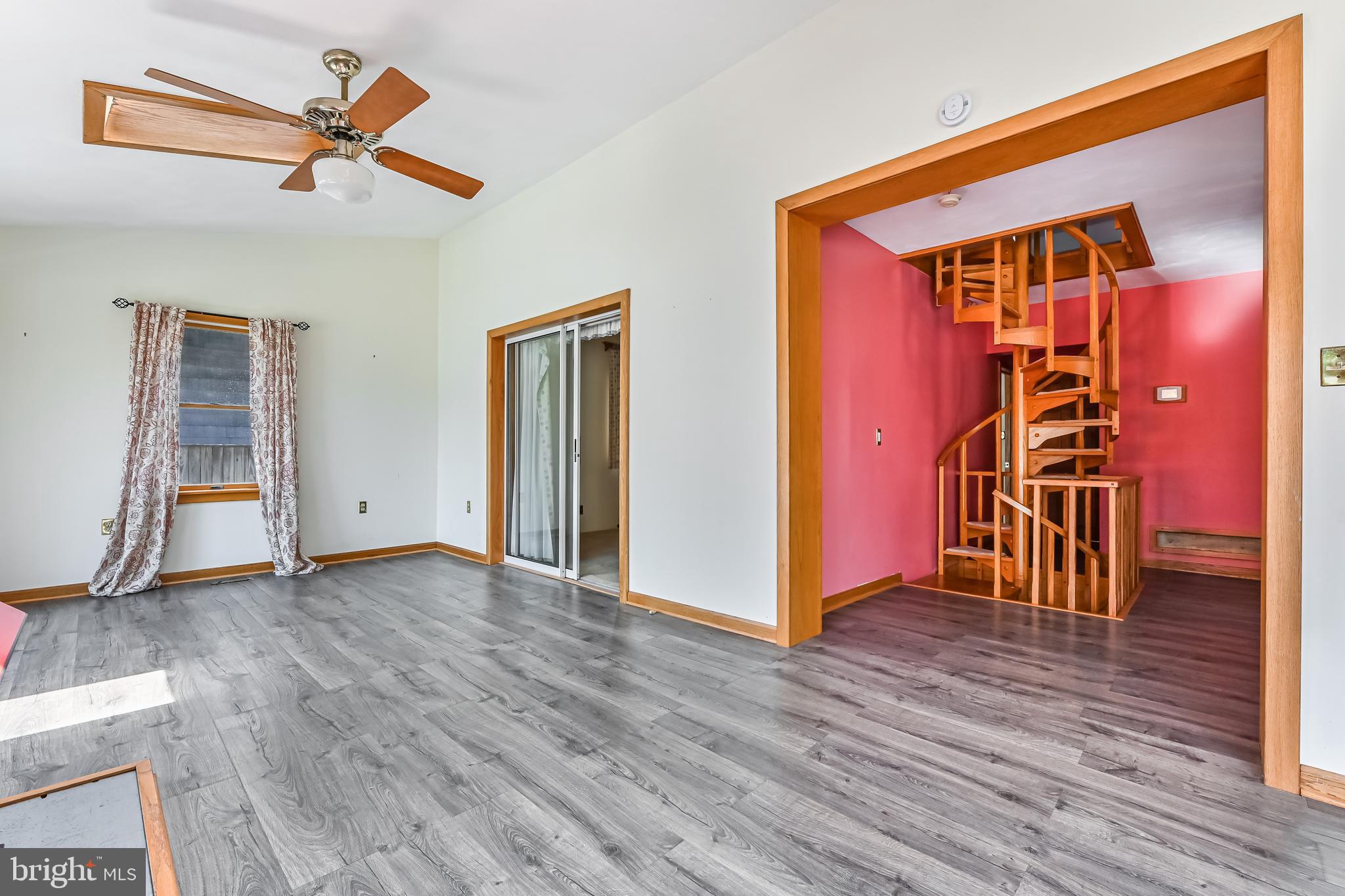 GREEN GABLES - Residential