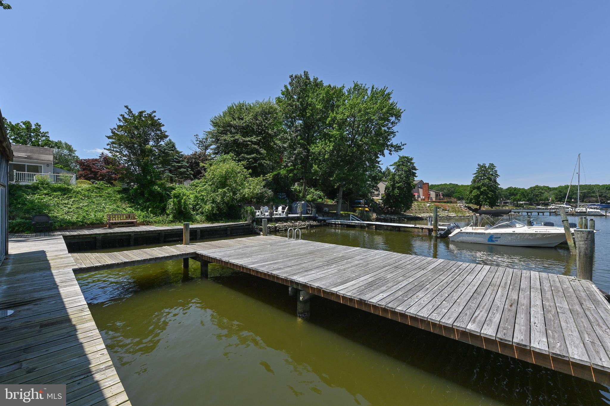 GREEN GABLES - Residential