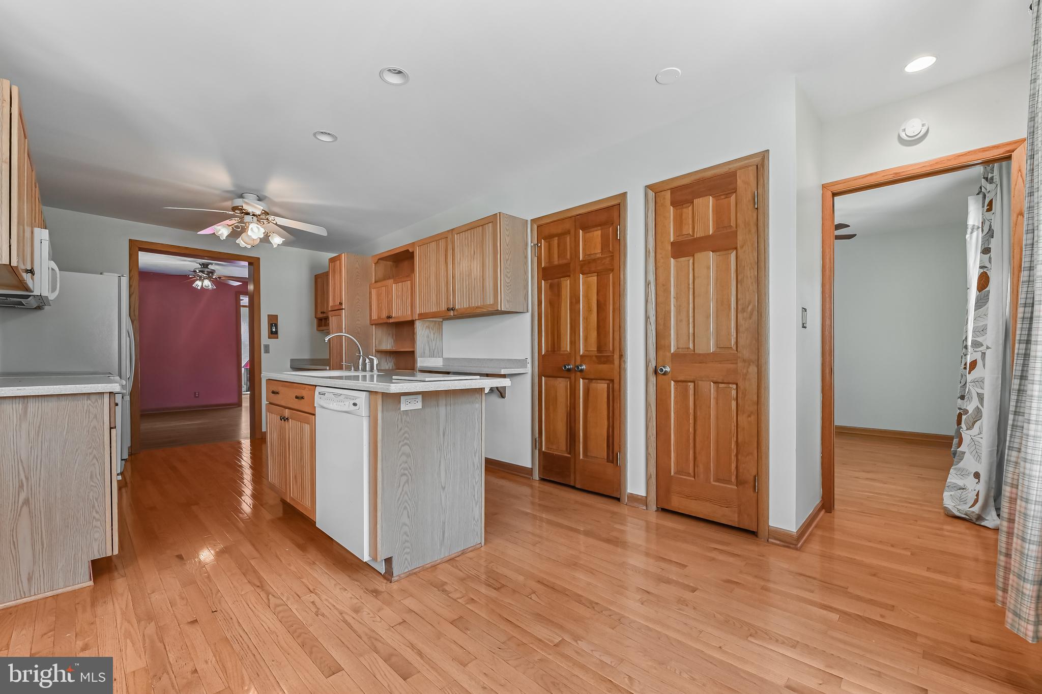 GREEN GABLES - Residential