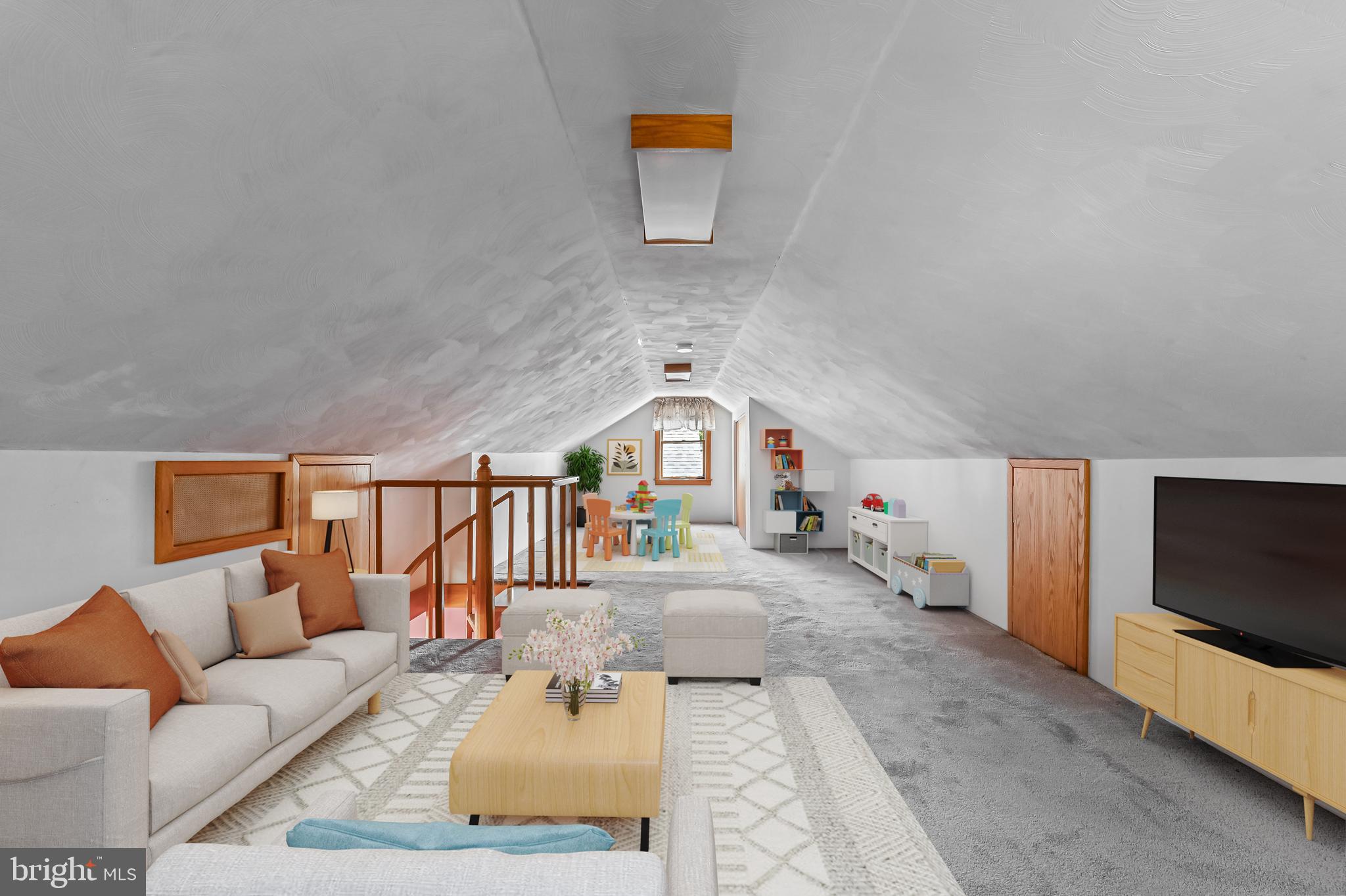 GREEN GABLES - Residential