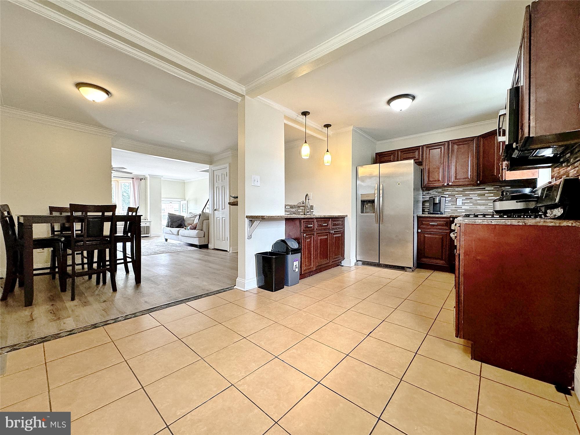 3785 GENESEE DRIVE