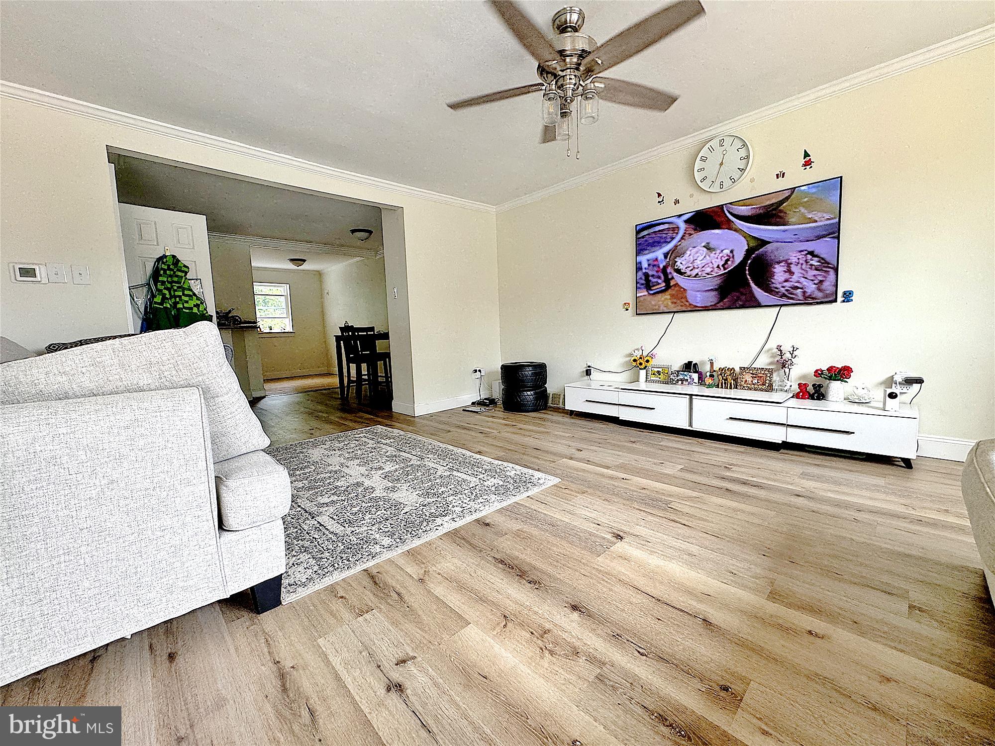 3785 GENESEE DRIVE
