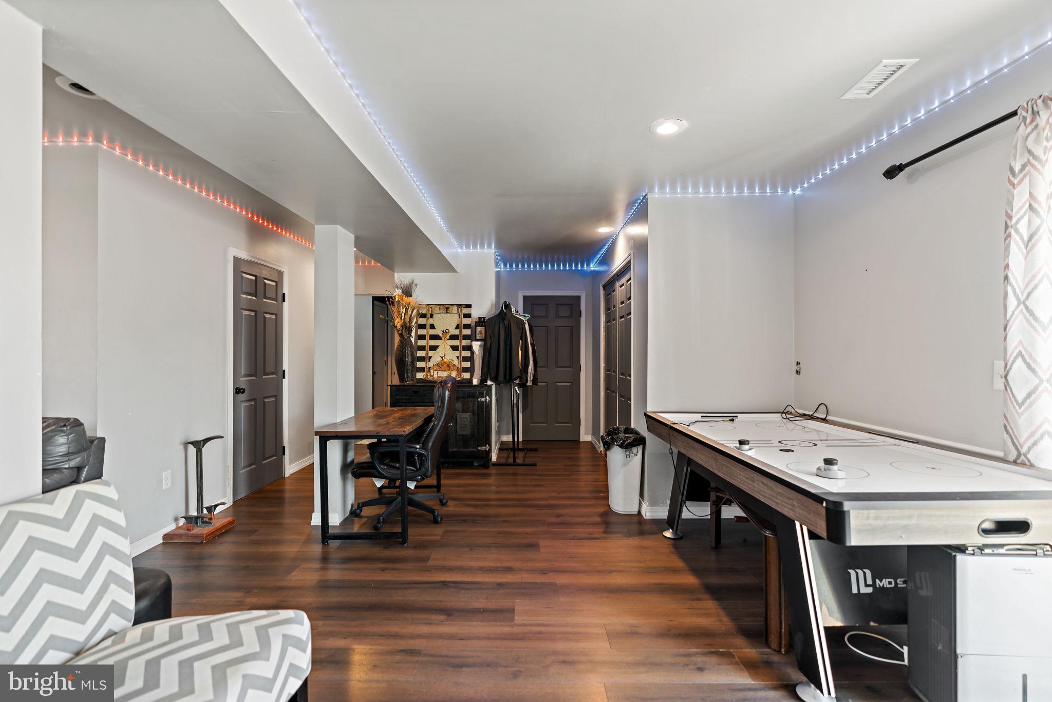 WILDFLOWER RIDGE - Residential